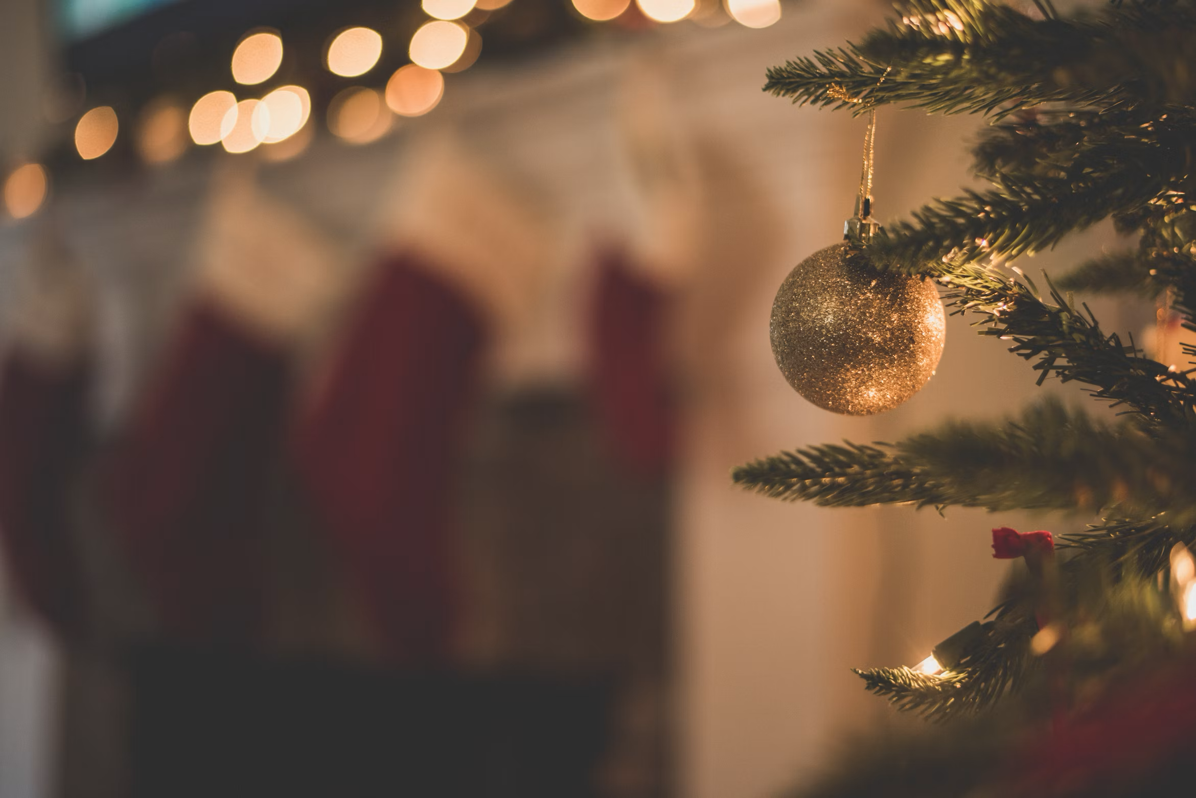 How to Store Seasonal and Holiday Decorations in a Small Home
