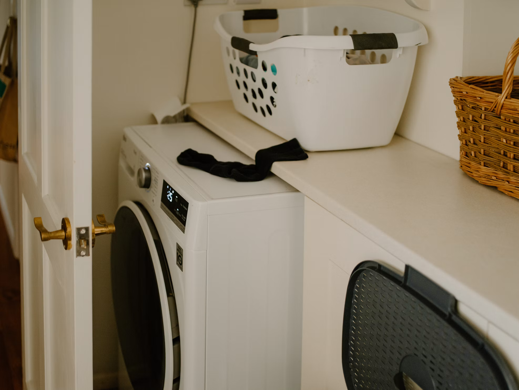 Small Laundry Area Organization Ideas