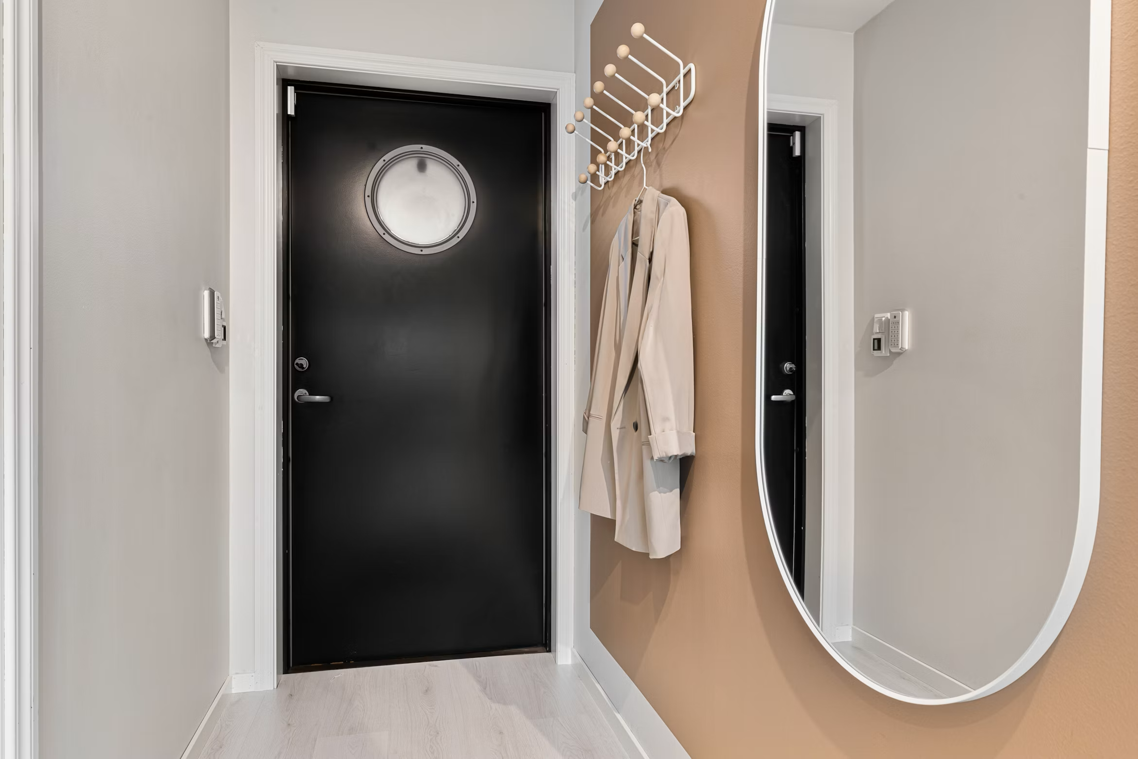 Coat and Jacket Storage Solutions for Small Entryways