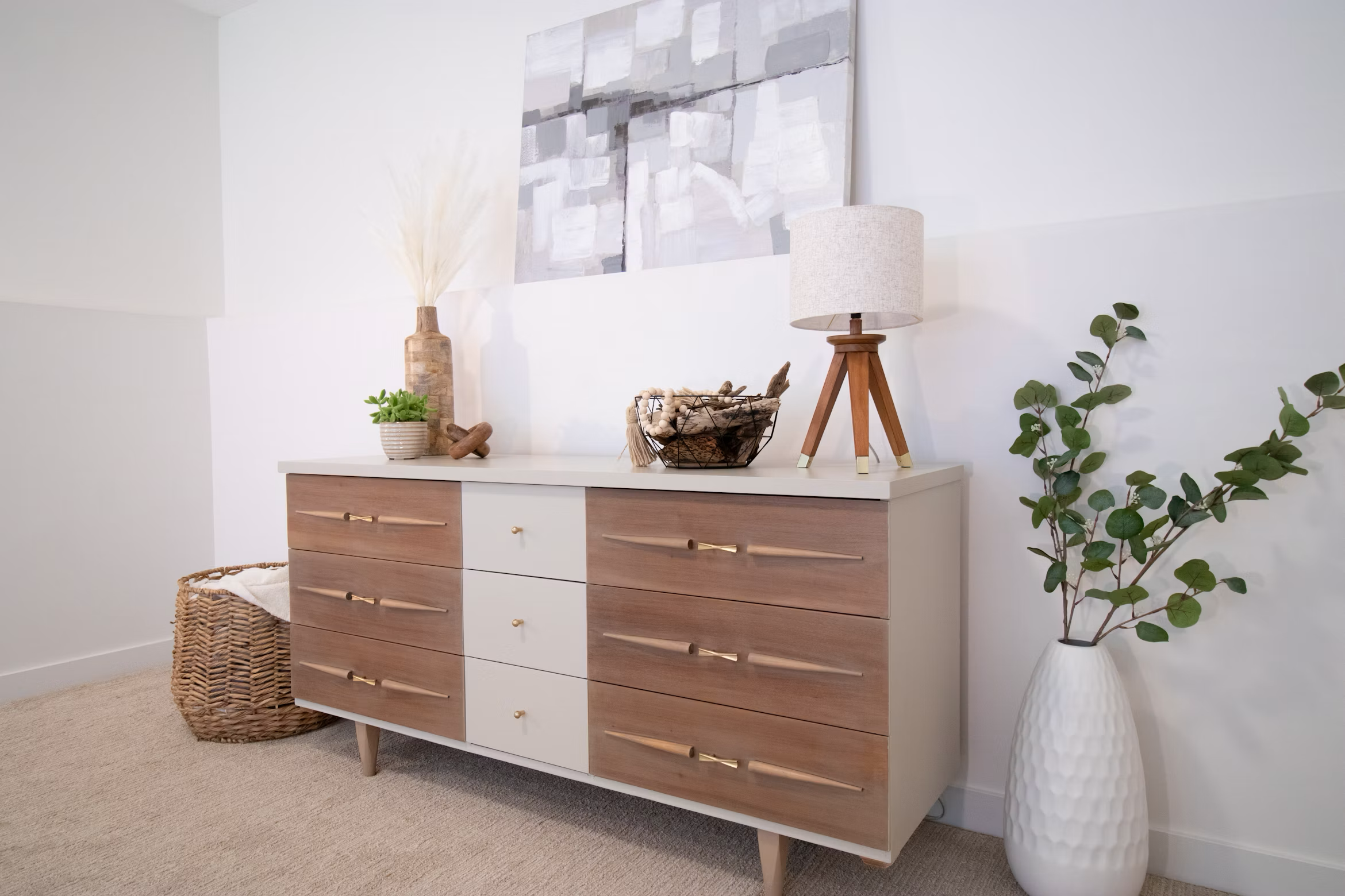Dresser and Drawer Organization for Small Bedrooms