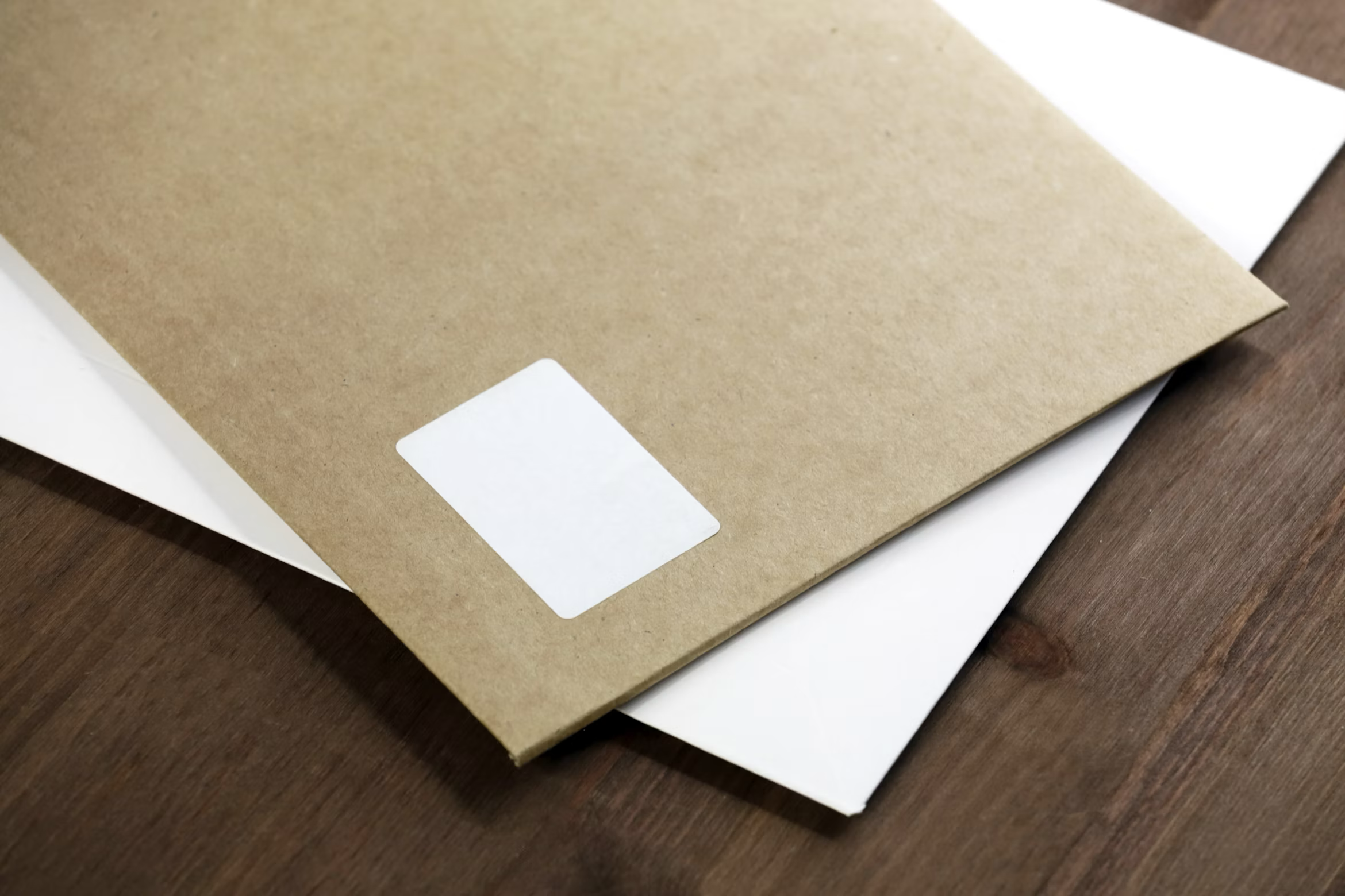 Mail and Paper Clutter Management for Small Entryways